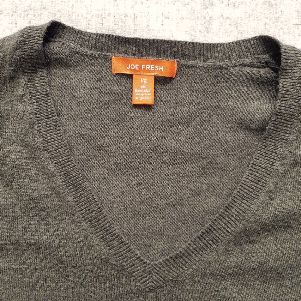 Green V-Neck Sweater Large